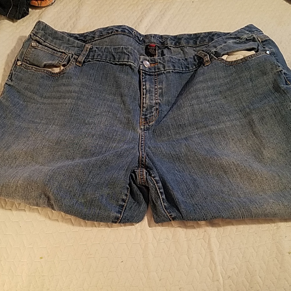 Capri jeans